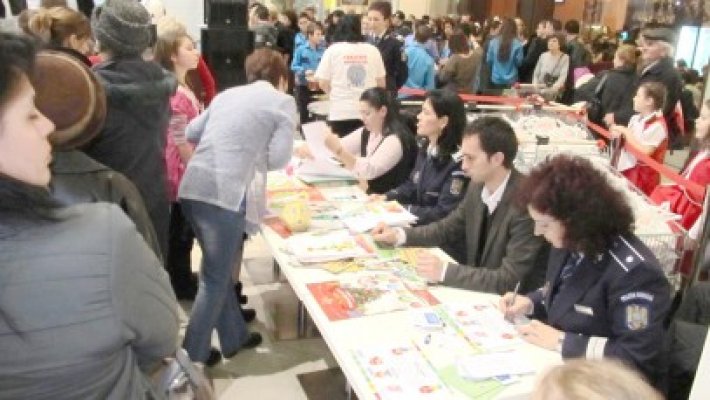 Caravana isteţilor, proiect educaţional susţinut de poliţişti